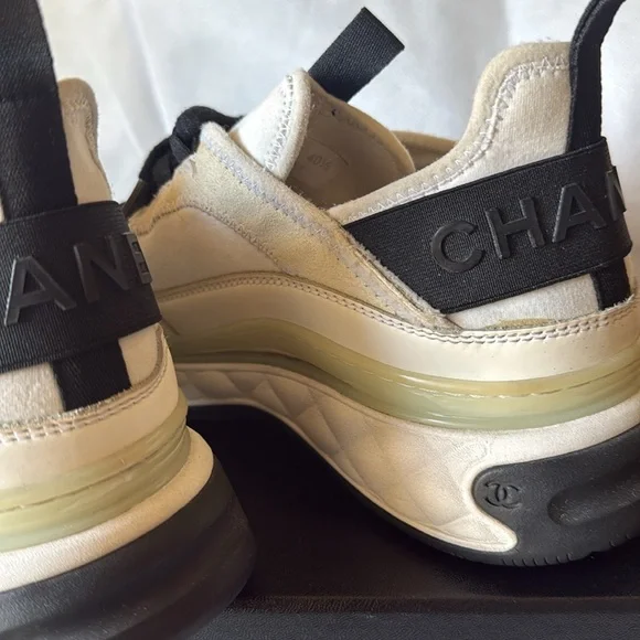 Women’s Chanel sneakers